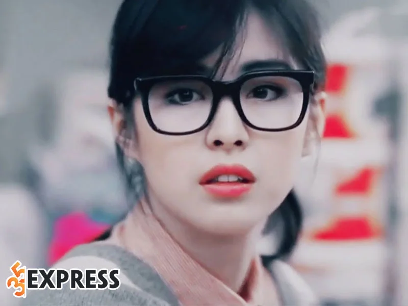 nhung-bo-phim-dien-anh-co-su-gop-mat-cua-dien-vien-vuong-to-hien-1-35express
