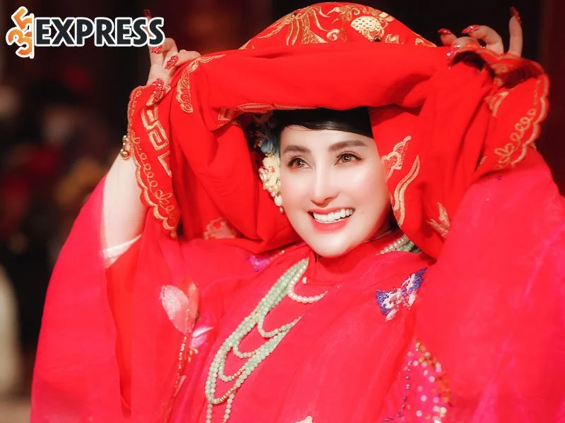nhung-hinh-anh-cua-co-dong-kim-cuc-2-35express