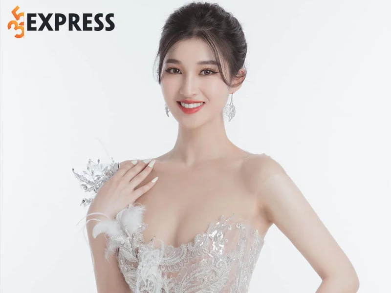 nhung-hinh-anh-dep-cua-a-hau-nguyen-phuong-nhi-2-35express