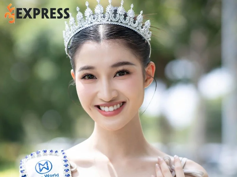 nhung-hinh-anh-dep-cua-a-hau-nguyen-phuong-nhi-4-35express