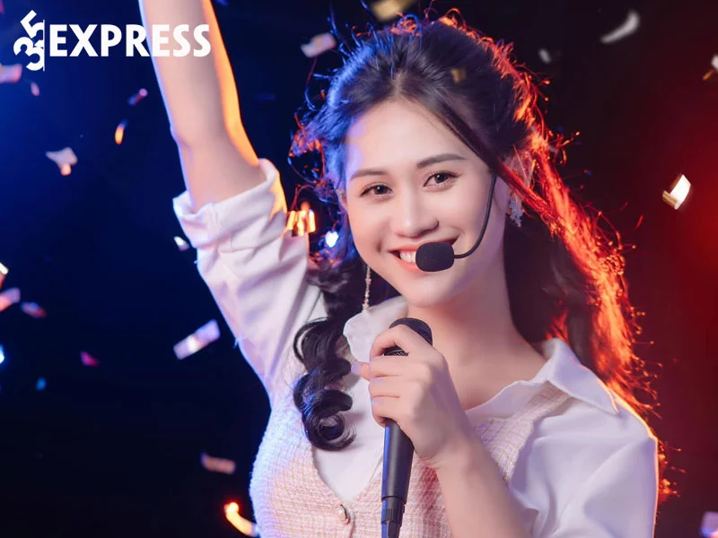 nhung-san-pham-am-nhac-cua-nu-ca-si-jee-tran-35express