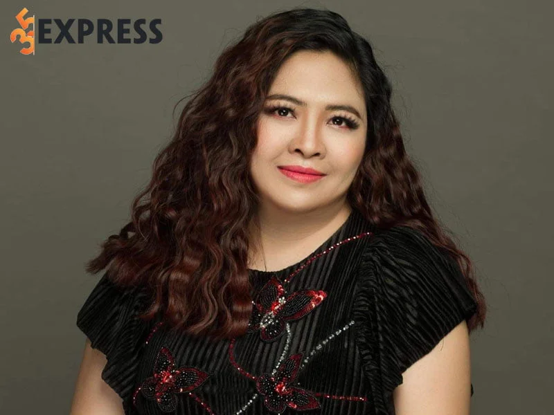 ntk-phuong-ho-la-ai-1-35express