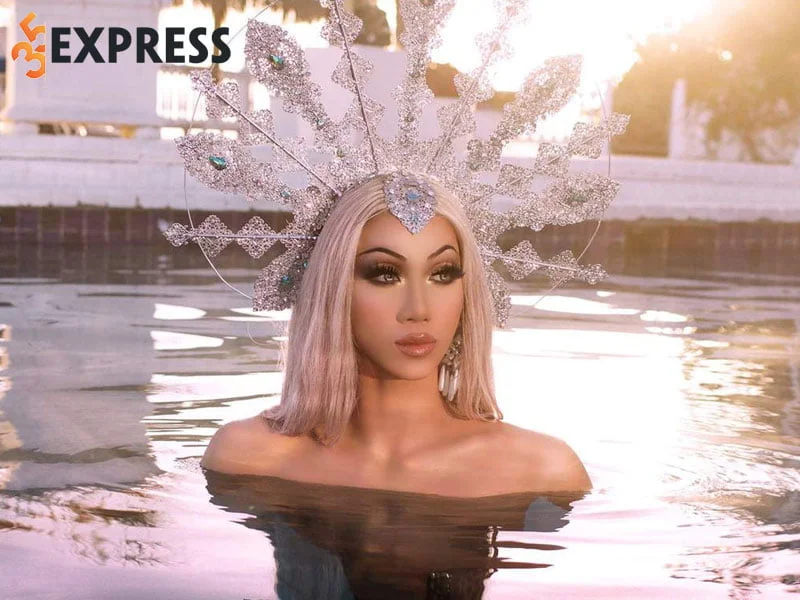 plastique-tiara-toa-sang-tai-rupauls-drag-race-2-35express