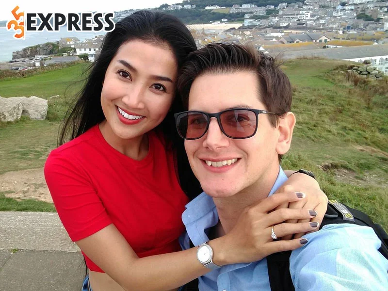 quynh-lam-va-moi-tinh-lang-man-voi-ban-trai-tay-35express