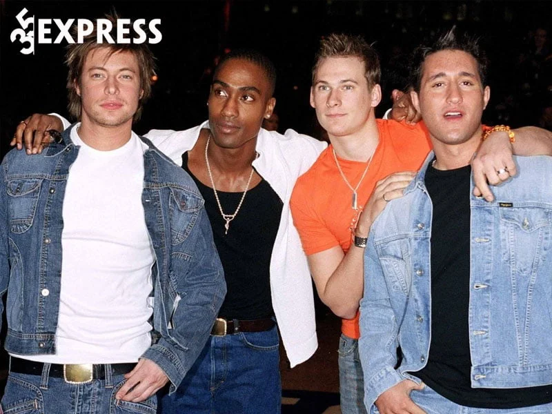su-nghiep-ca-hat-cua-lee-ryan-blue-35express