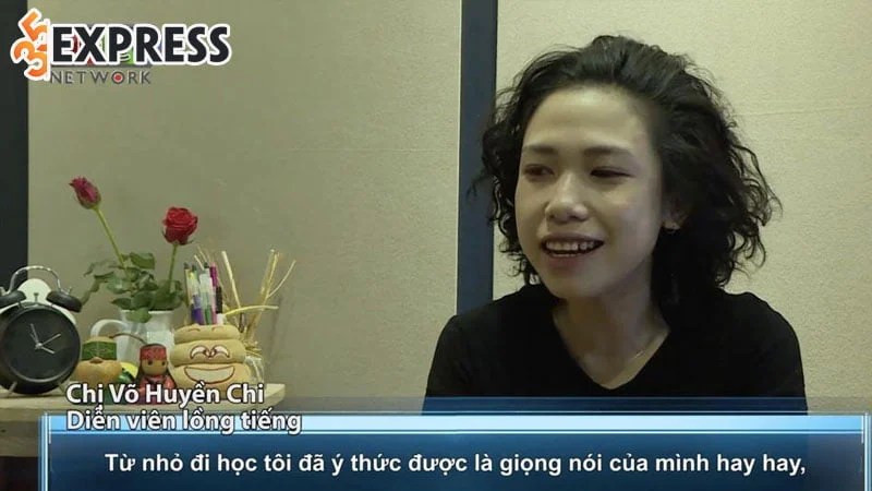 su-nghiep-cua-dien-vien-long-tieng-vo-huyen-chi-1-35express