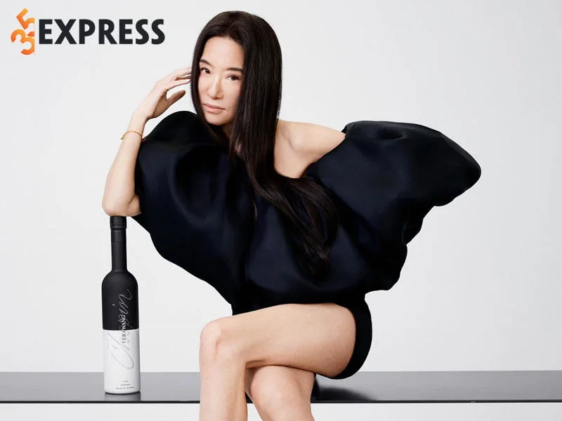 su-nghiep-cua-doa-hoa-no-muon-ntk-vera-wang-1-35express