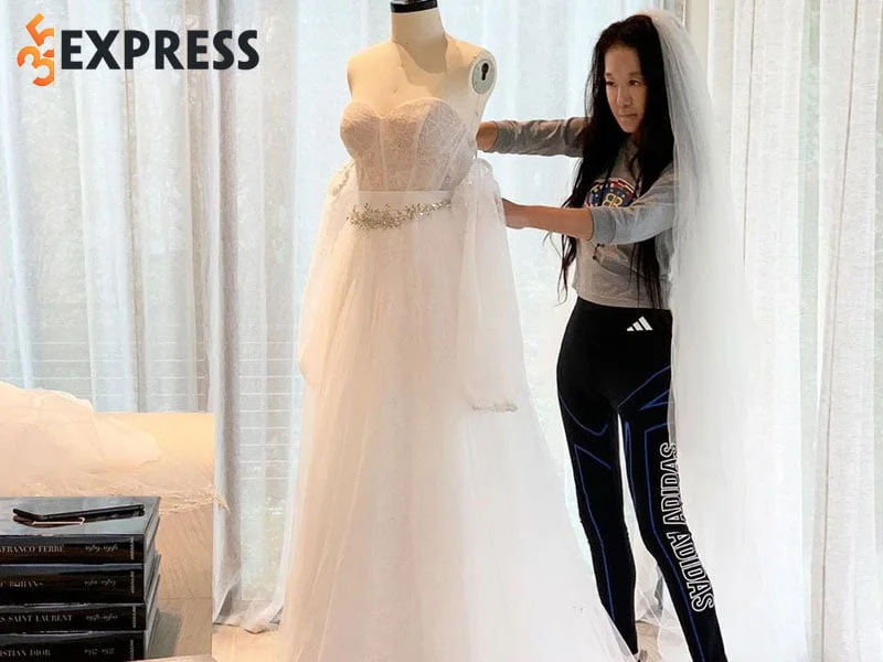 su-nghiep-cua-doa-hoa-no-muon-ntk-vera-wang-2-35express