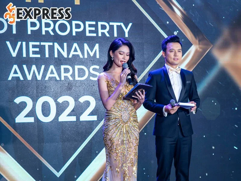 su-nghiep-cua-nam-mc-thien-vu-1-35express