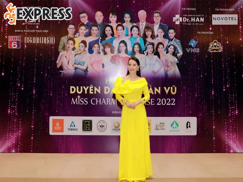su-nghiep-cua-nu-mc-truc-thy-2-35express