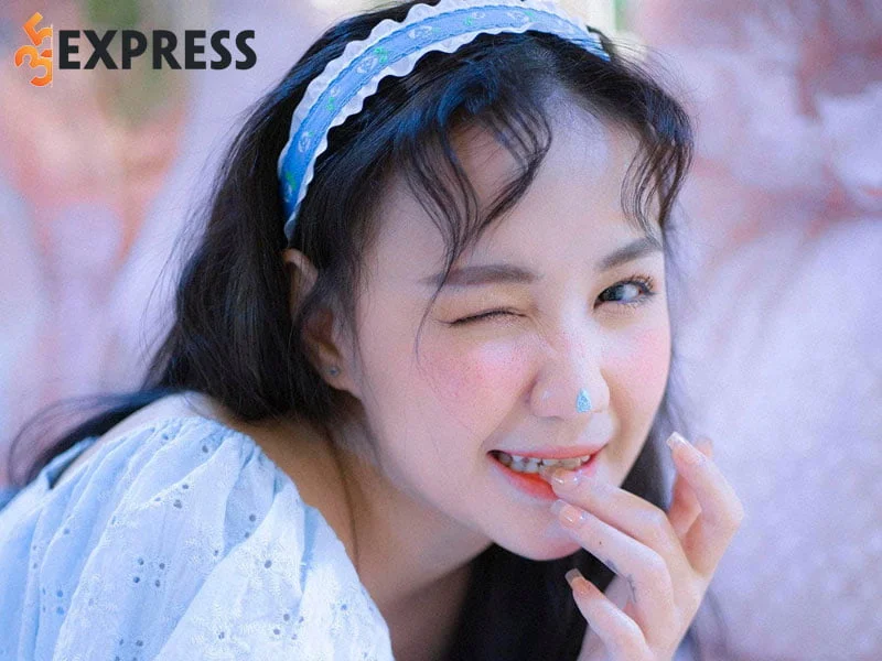 su-nghiep-cua-tiktoker-hong-anh-35express