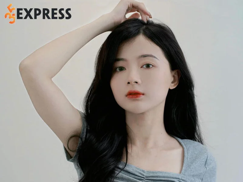 su-nghiep-kinh-doanh-cua-hot-girl-lan-huong-35express