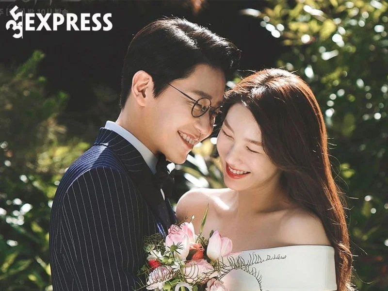 thuc-hu-uhm-ki-joon-va-lee-ji-ah-dang-hen-ho-35express