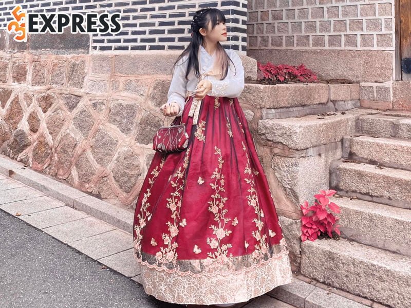 tiktoker-goi-mang-ve-duoc-moi-tham-du-chien-dich-hello-korea-1-35express