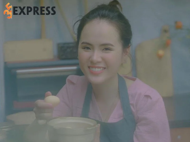 tiktoker-phuong-vy-la-ai-1-35express