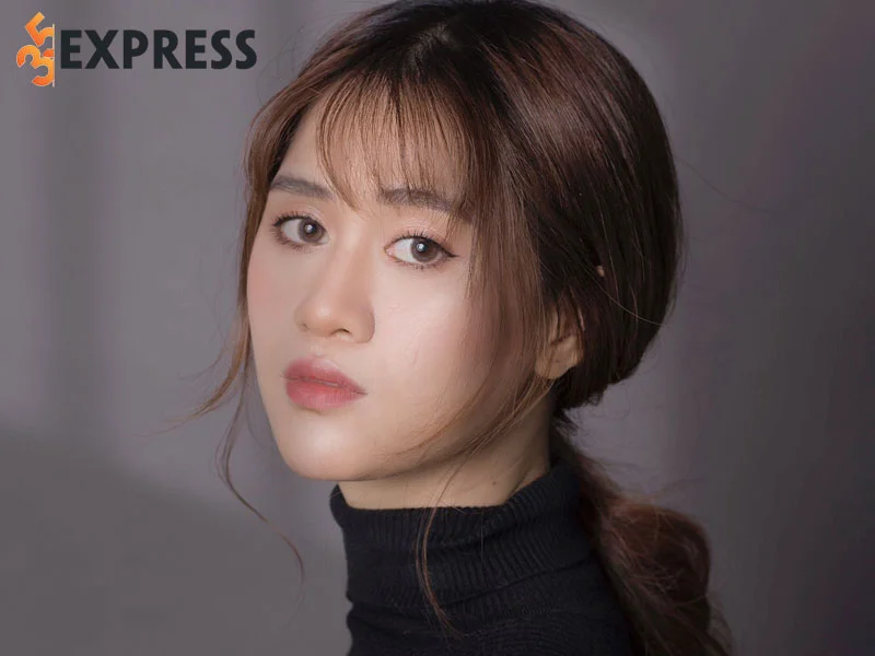 tom-tat-tieu-su-ly-lich-ve-nu-ca-si-jee-tran-35express