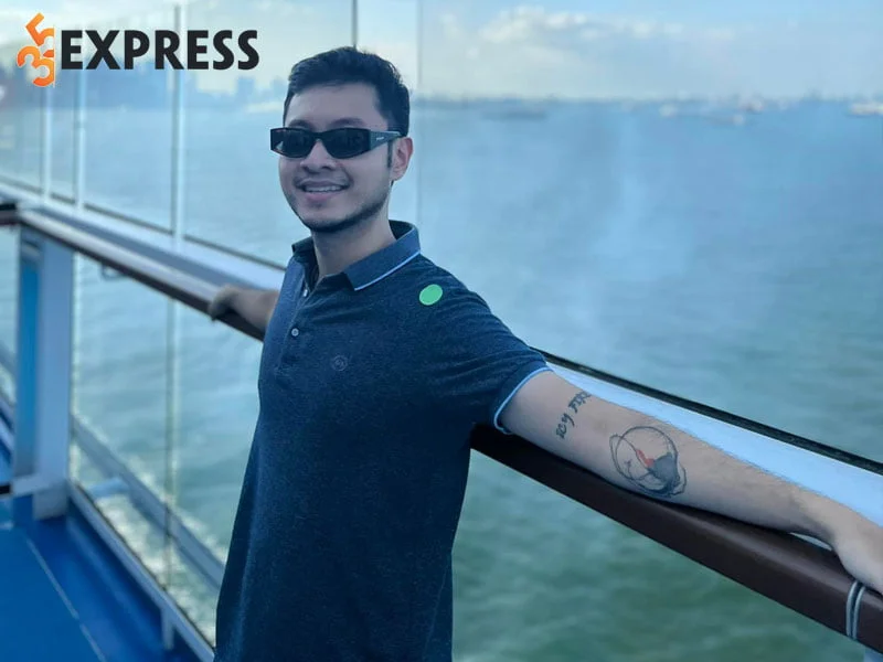 tom-tat-tieu-su-ly-lich-ve-tiktoker-co-gai-co-rau-35express