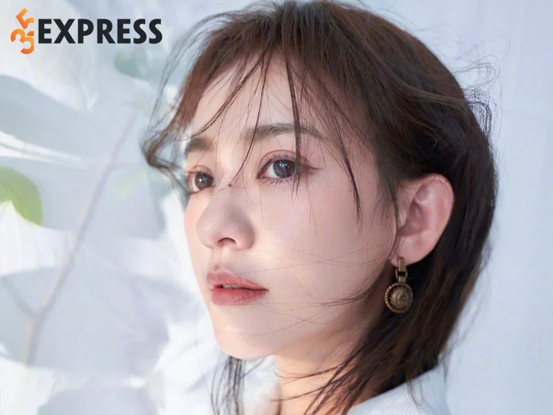 tom-tat-update-chi-tiet-tieu-su-ly-lich-ve-tran-y-ham-35express