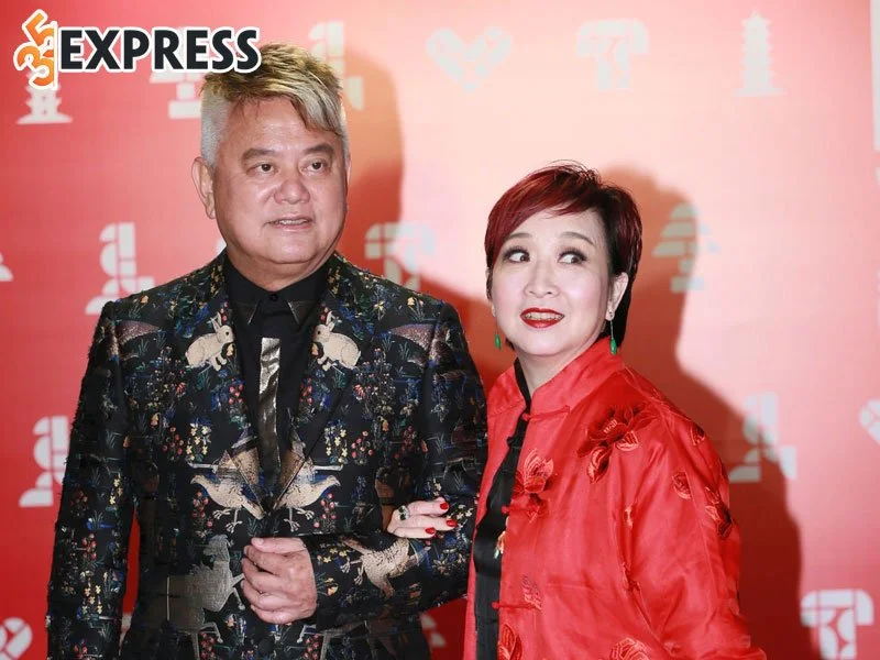 tran-bach-tuong-song-hanh-phuc-cung-vo-du-khong-co-con-35express