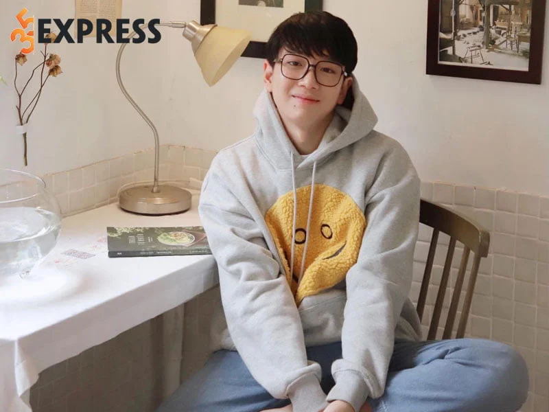 blogger-khiem-slays-la-ai-1-35express