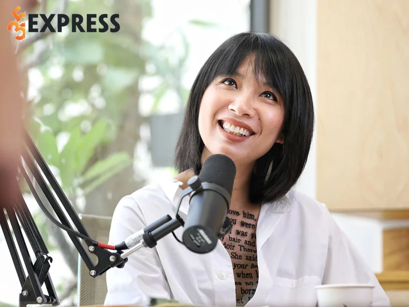 con-duong-hoc-van-va-su-nghiep-cua-mc-thuy-minh-3-35express