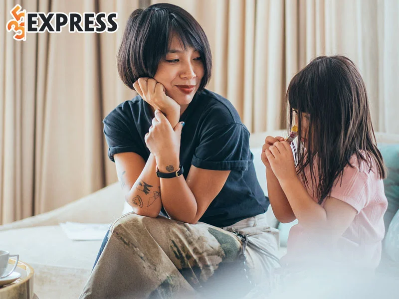 cuoc-song-gia-dinh-cua-thuy-minh-1-35express