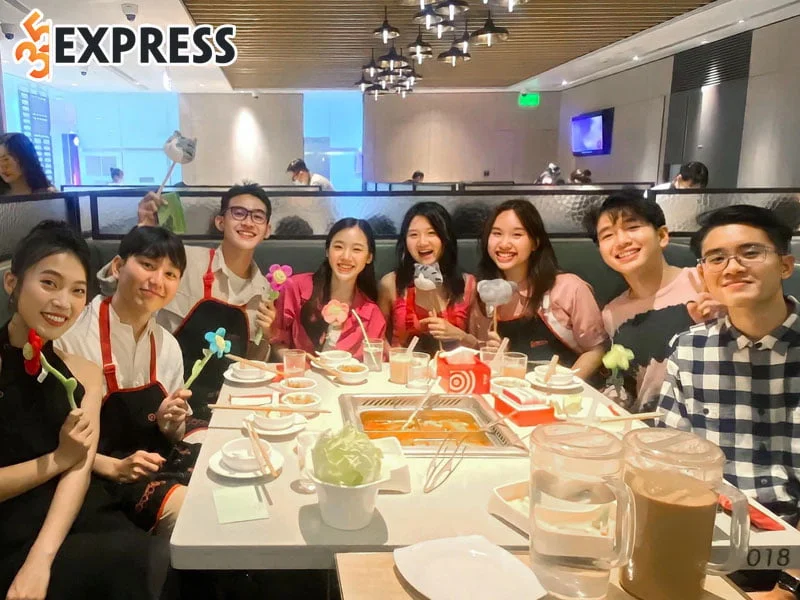 hoi-ban-than-cuc-nay-no-cua-khiem-slays-1-35express