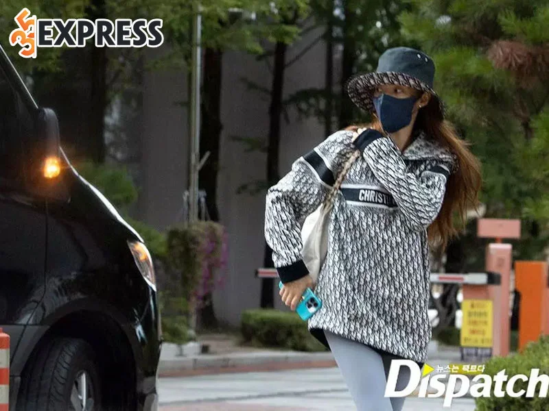 kang-jong-hyun-va-park-min-young-bi-bat-gap-hen-ho-bi-mat-35express