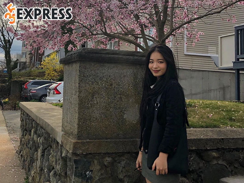 mot-so-hinh-anh-doi-thuong-cua-nguyen-thu-cam-2-35express