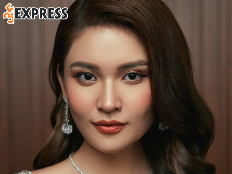 mot-so-hinh-anh-moi-nhat-ve-a-hau-thuy-dung-1-35express