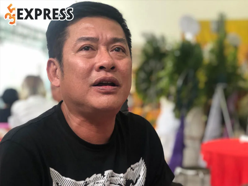nam-danh-hai-tan-beo-chanh-long-nhin-lai-thoi-hoang-kim-1-35express