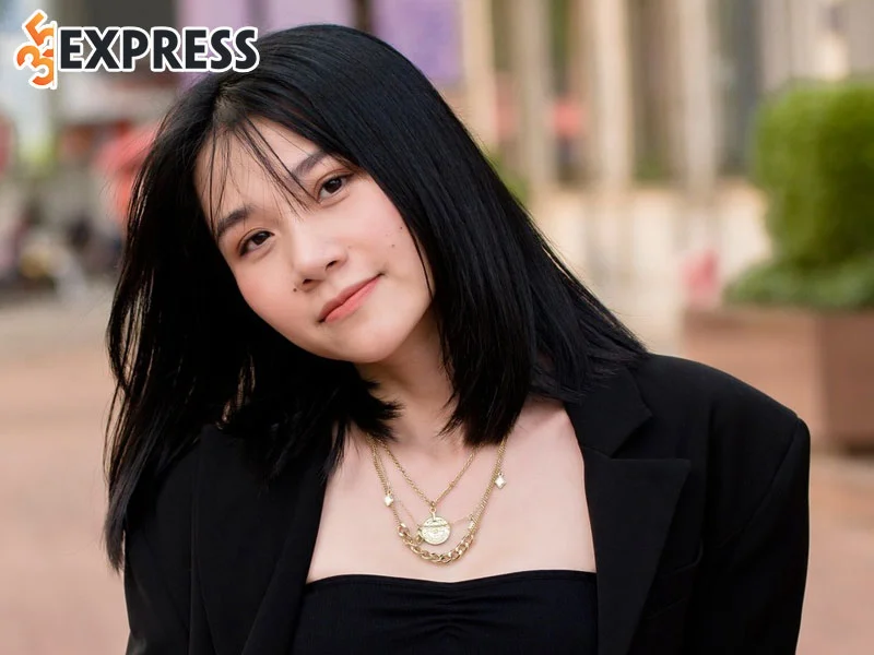 nhung-hinh-anh-xinh-dep-cua-mc-nguoi-mau-thao-nhi-3-35express
