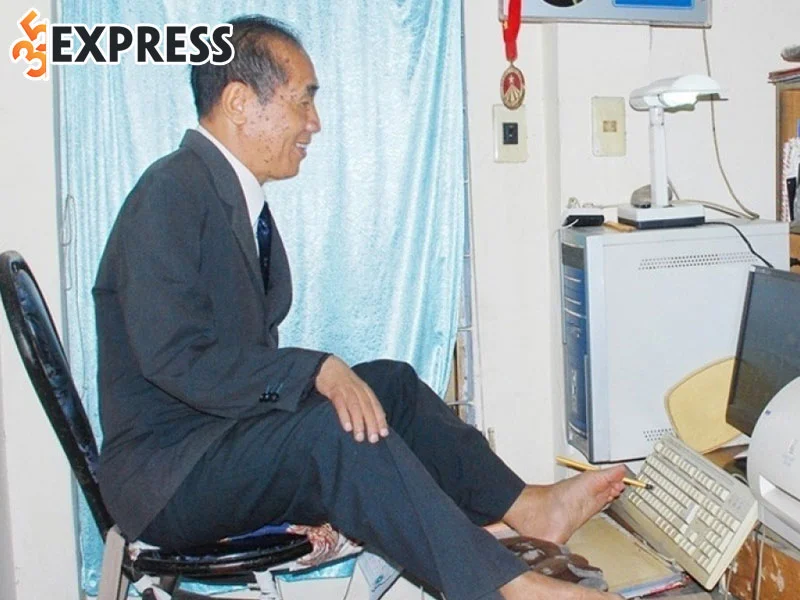 su-nghiep-nha-giao-cua-thay-nguyen-ngoc-ky-1-35express