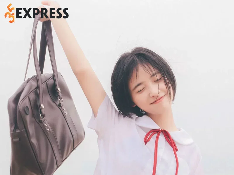 tham-nguyet-bieu-tuong-nu-hoa-chan-ngan-den-nu-than-thanh-xuan-moi-1-35express