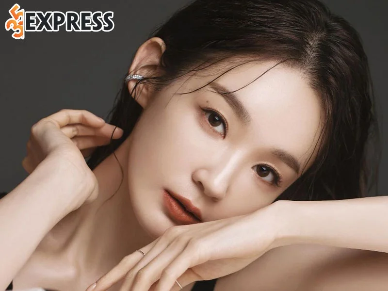 tom-tat-ly-lich-tieu-su-ca-si-kang-min-kyung-35express