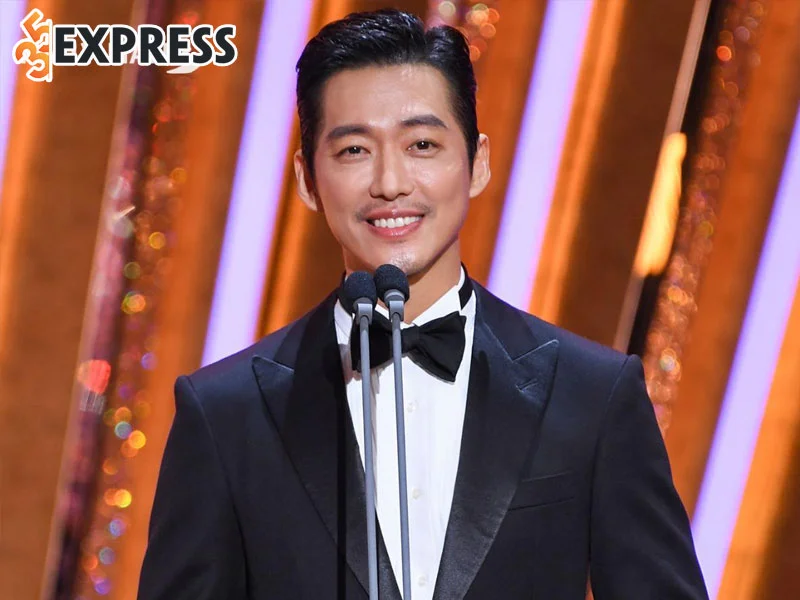con-duong-su-nghiep-cua-nam-than-van-nguoi-me-nam-goong-min-4-35express