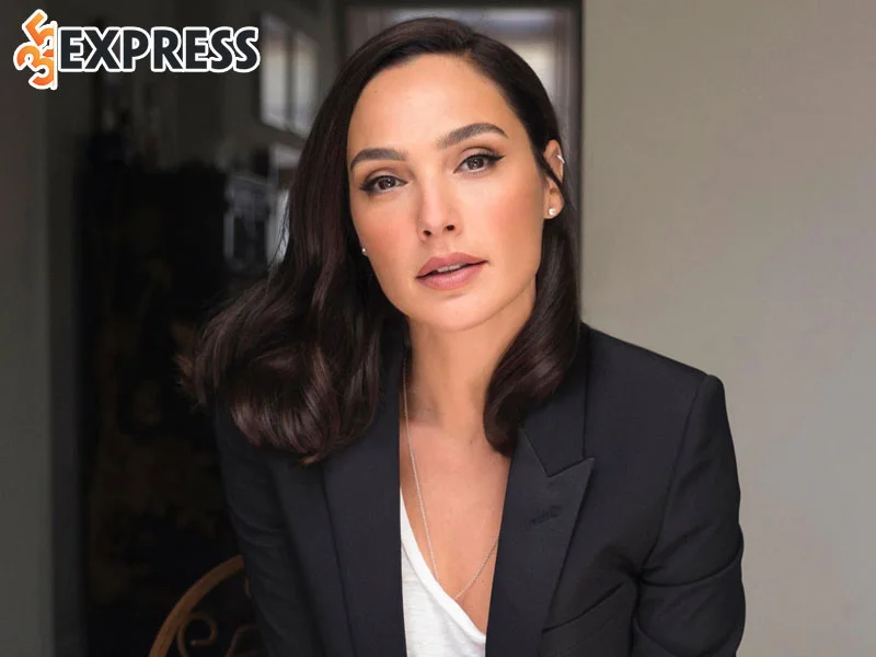 con-duong-tro-thanh-mot-minh-tinh-hollywood-cua-gal-gadot-1-35express