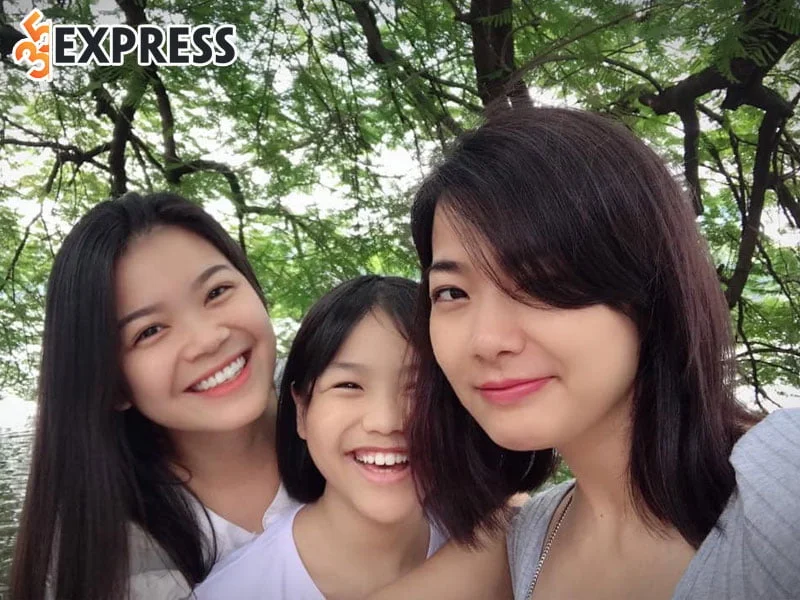 cuoc-doi-chong-chenh-cua-dam-hang-1-35express