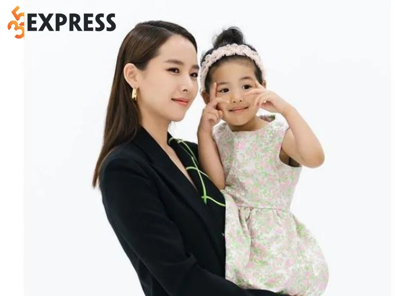 cuoc-hon-nhan-trac-tro-cua-jo-yoon-hee-3-35express