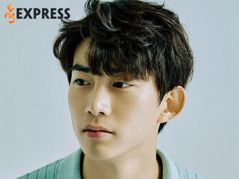 cuoc-song-doi-tu-cua-chang-rapper-dien-vien-ok-taecyeon-2-35express