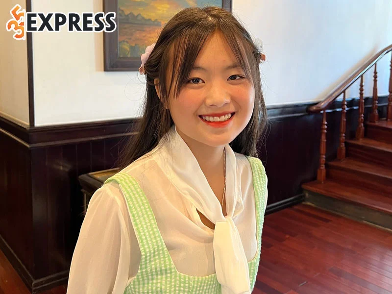 cuoc-song-hien-tai-cua-phung-phinh-sau-khi-tro-thanh-mau-doc-quyen-35express