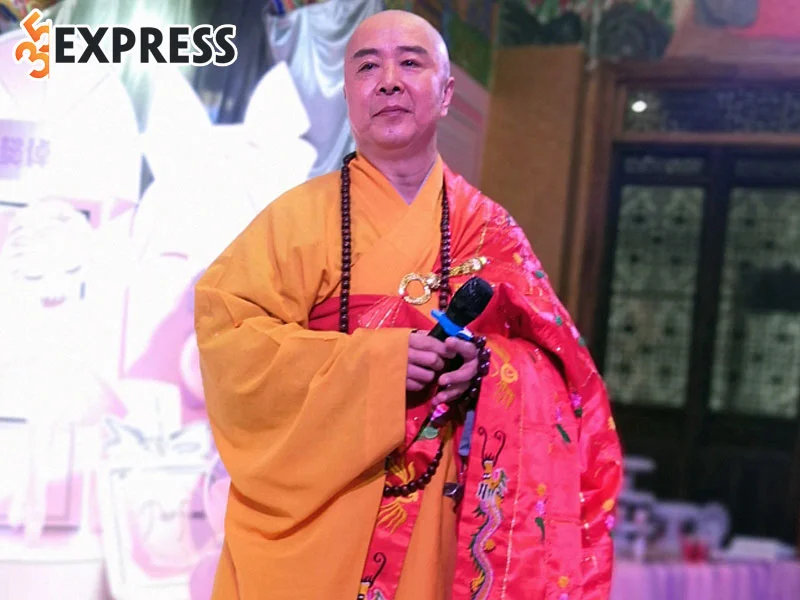 cuoc-song-hien-tai-cua-tu-thieu-hoa-o-tuoi-64-35express