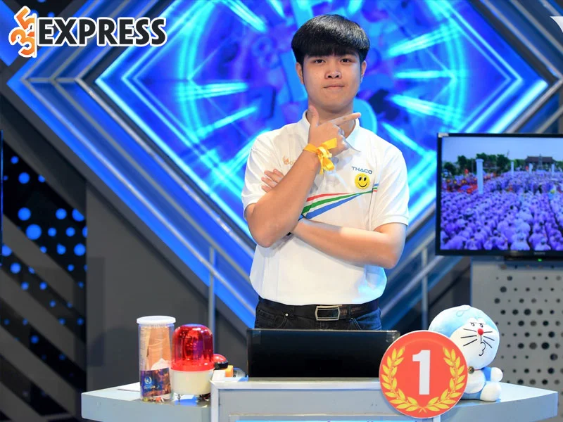 dang-le-nguyen-vu-thanh-tich-khung-dang-nguong-mo-35express