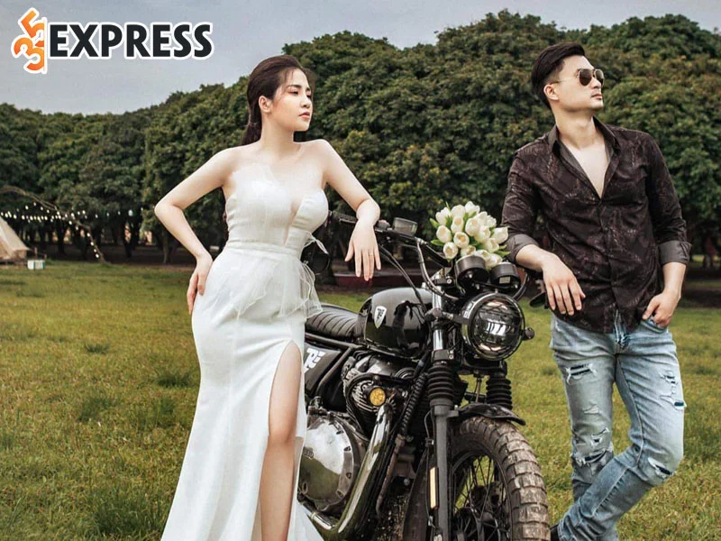 dien-vien-duy-hung-hanh-phuc-ben-gia-dinh-nho-cua-minh-35express