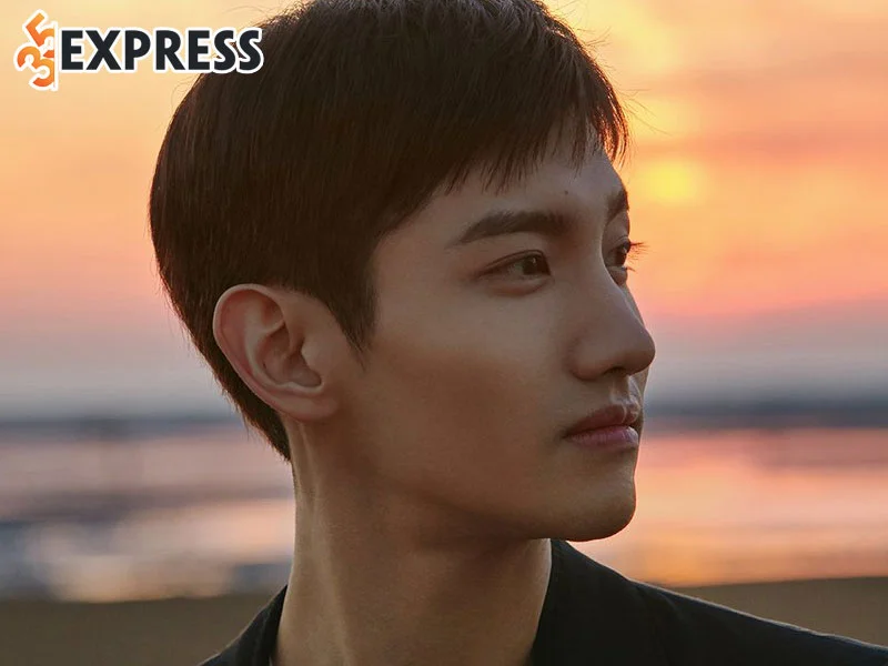doi-tu-cua-ca-si-changmin-tvxq-35express