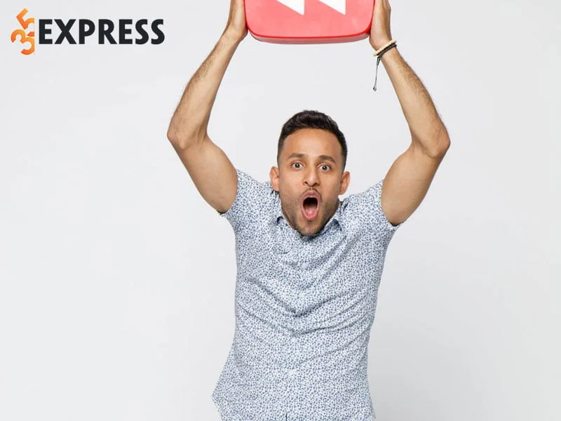 doi-tu-cua-dien-vien-hai-anwar-jibawi-1-35express