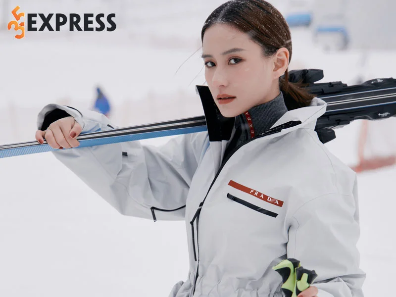 ha-sieu-lien-con-gai-dep-nhat-cua-ha-hong-san-1-35express