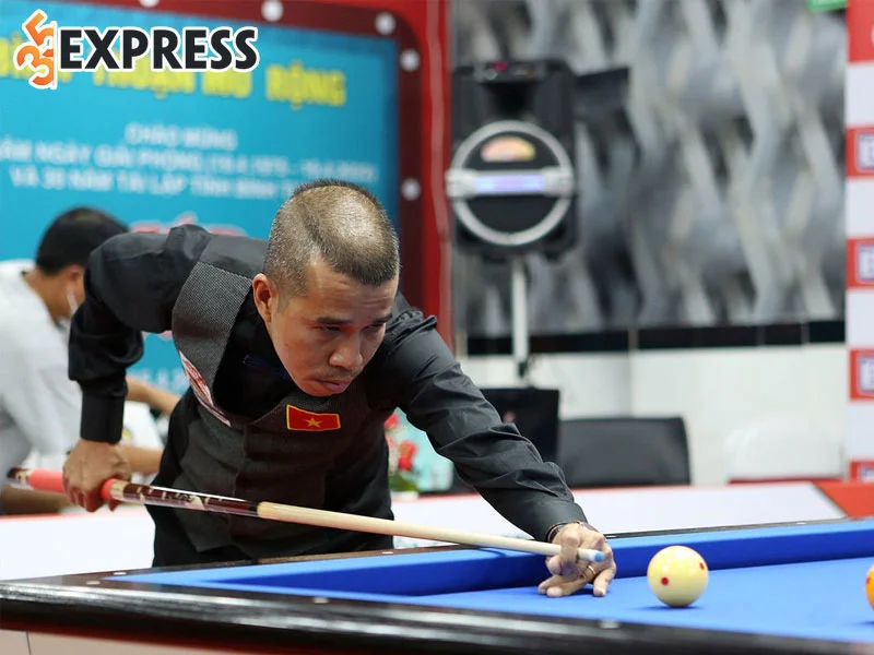hanh-trinh-den-voi-tuyen-thu-chuyen-nghiep-cua-tran-quyet-chien-2-35express