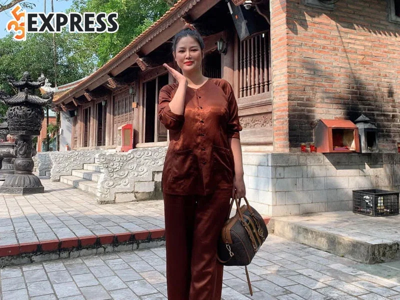 hanh-trinh-su-nghiep-co-nang-dien-vien-mua-michiyo-pham-nga-1-35express