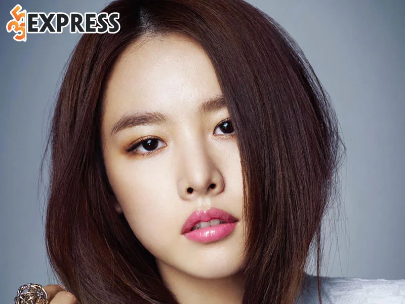 jo-yoon-hee-la-ai-1-35express